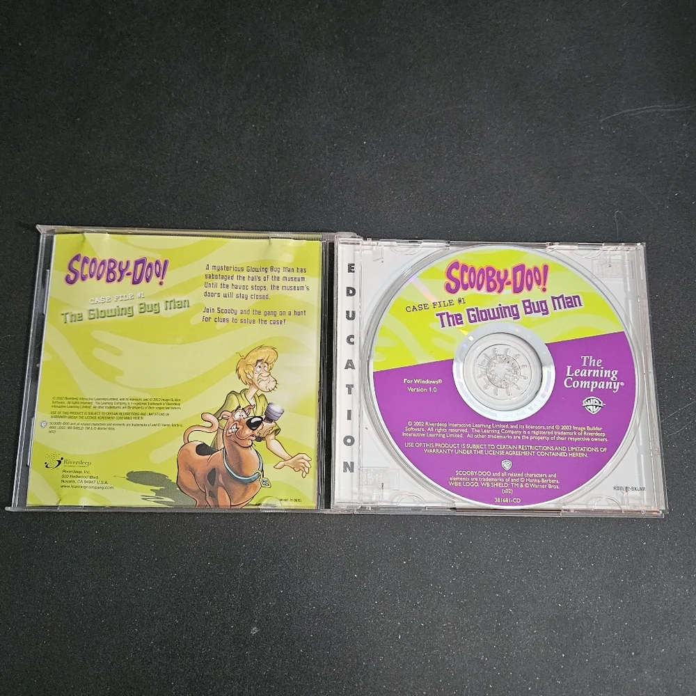 Scooby Doo! Case File #1: The Glowing Bug Man CD-Rom PC Game 2002